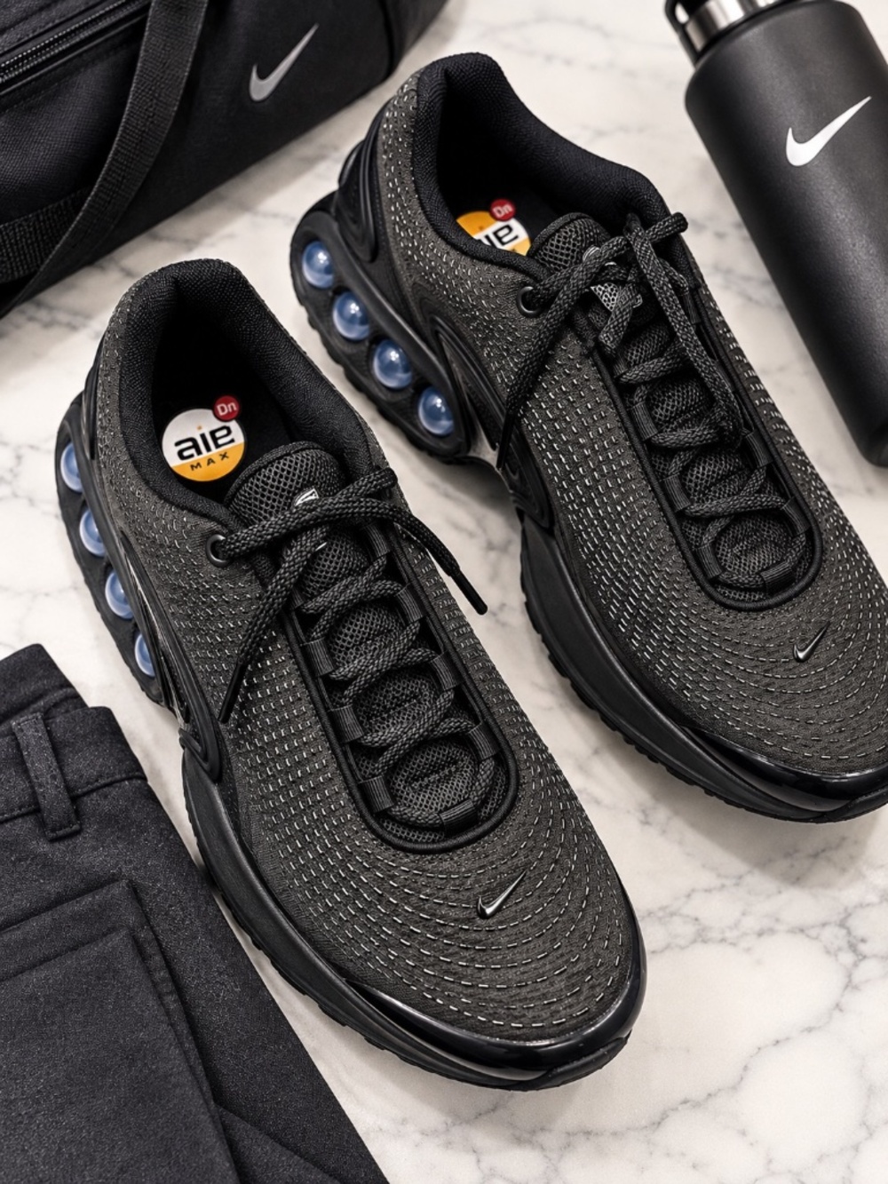 Nike Air Max Dn Men’s Size 11 Black Dynamic Air Sneakers - Picture 9 of 9